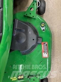 John Deere X390 Kompaktné traktory