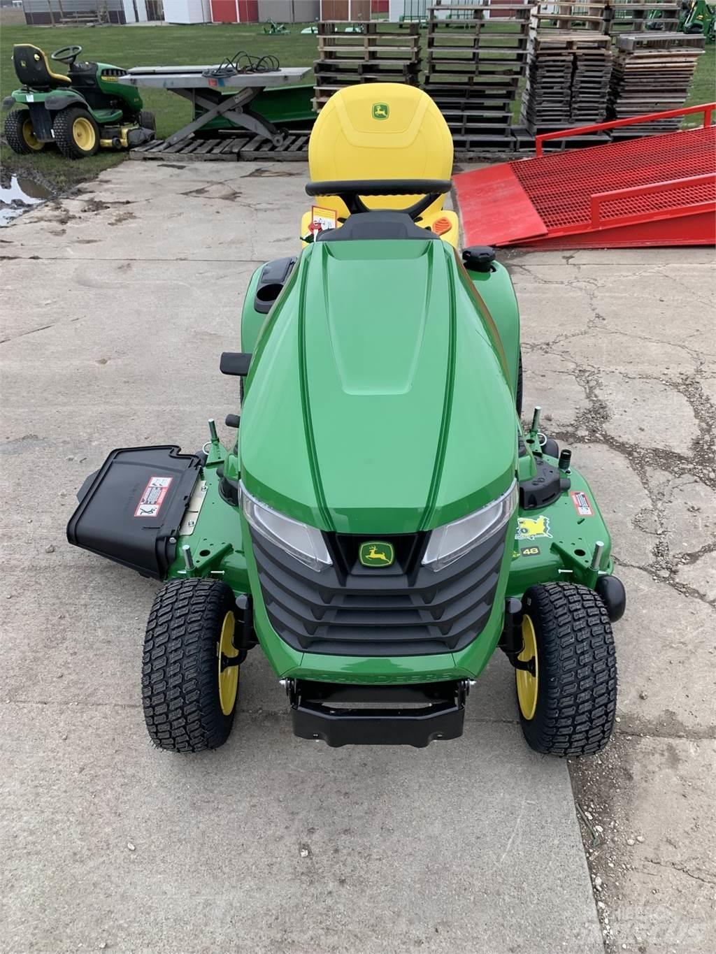 John Deere X390 Kompaktné traktory