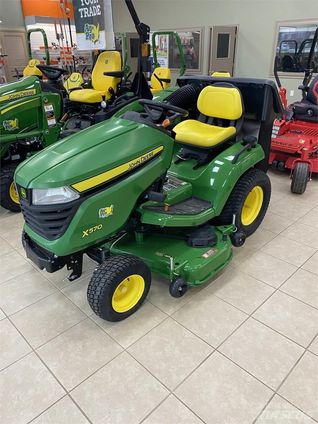 John Deere X570 Kompaktné traktory