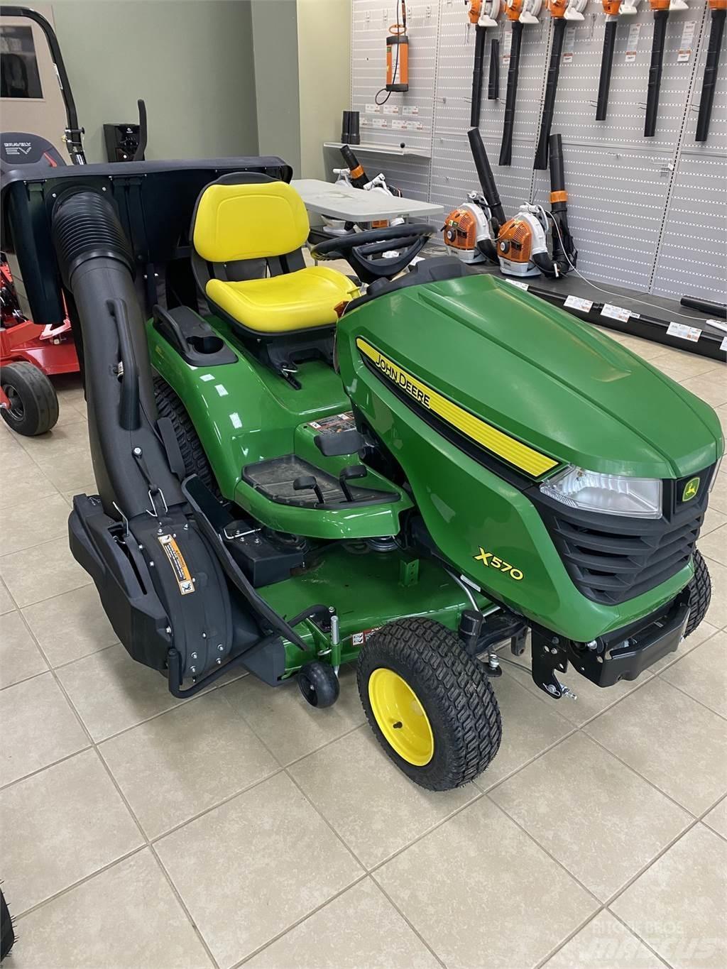 John Deere X570 Kompaktné traktory