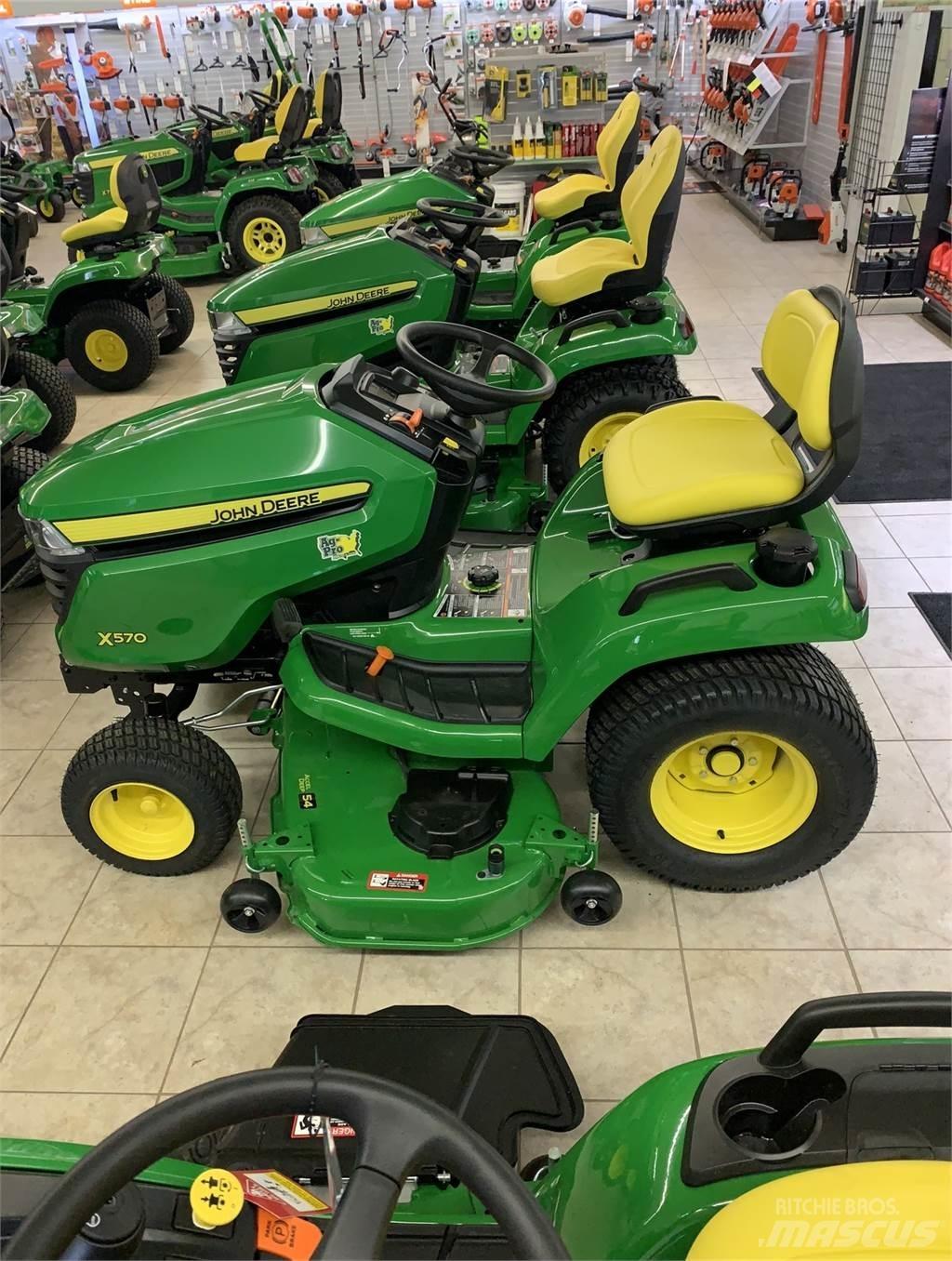 John Deere X570 Kompaktné traktory