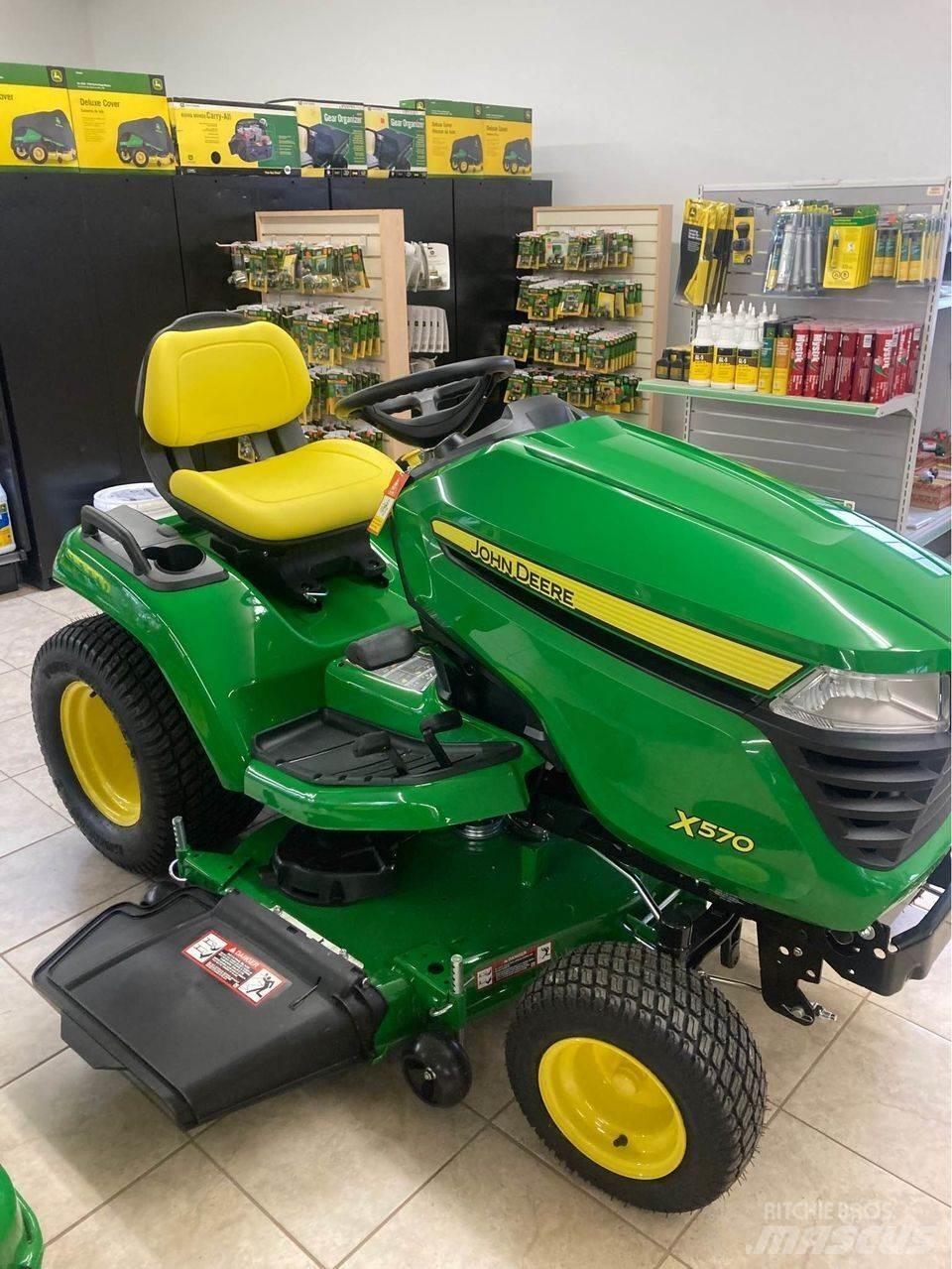 John Deere X570 Kompaktné traktory