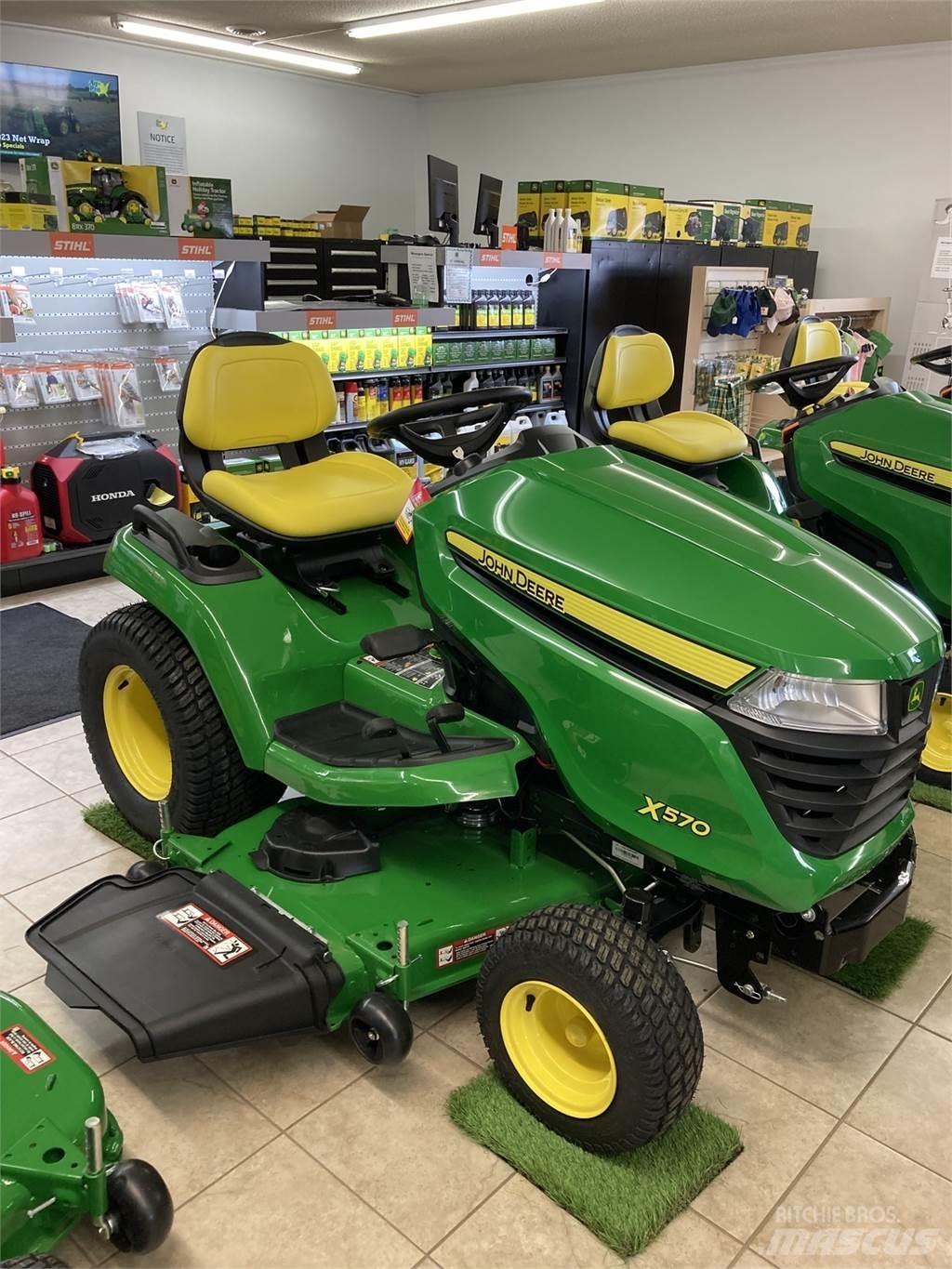 John Deere X570 Kompaktné traktory