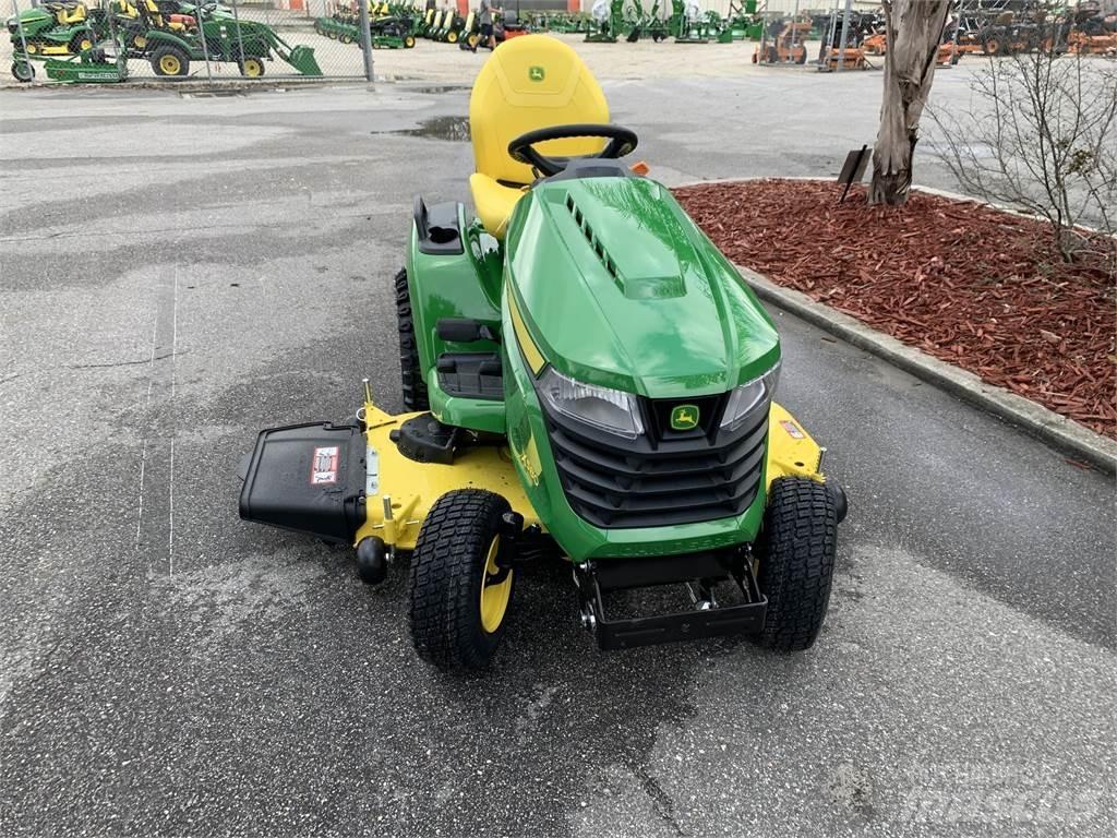 John Deere X580 Kompaktné traktory