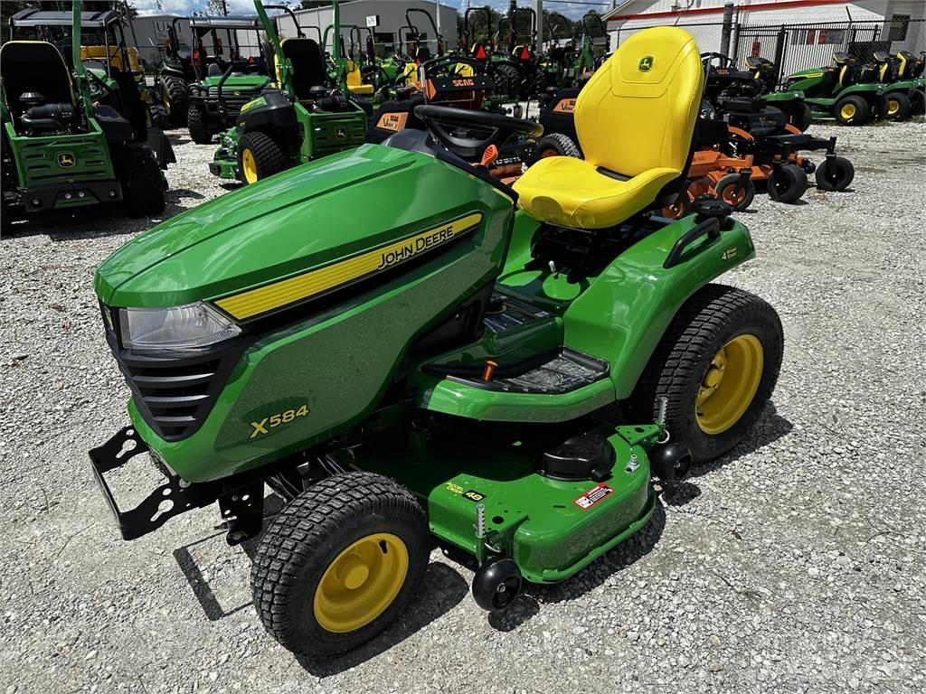 John Deere X584 Kompaktné traktory