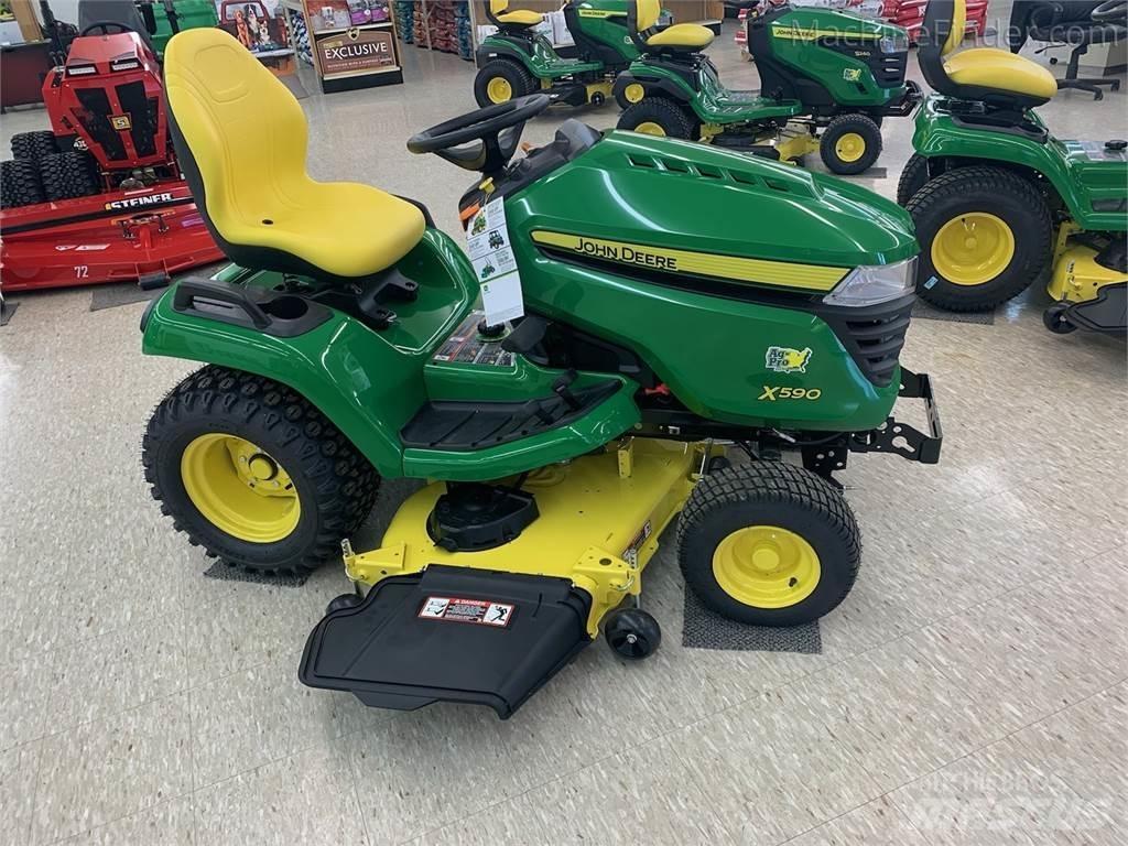John Deere X590 Kompaktné traktory