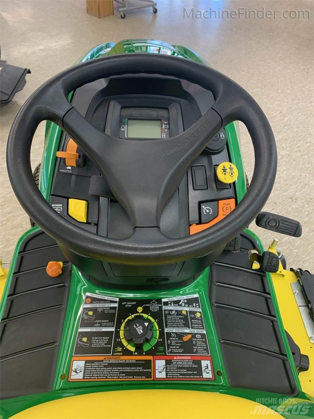 John Deere X590 Kompaktné traktory
