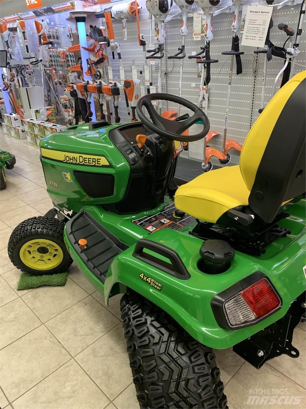 John Deere X739 Kompaktné traktory