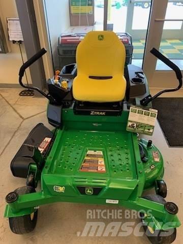 John Deere Z315E Kosačky s nulovým polomerom otáčania