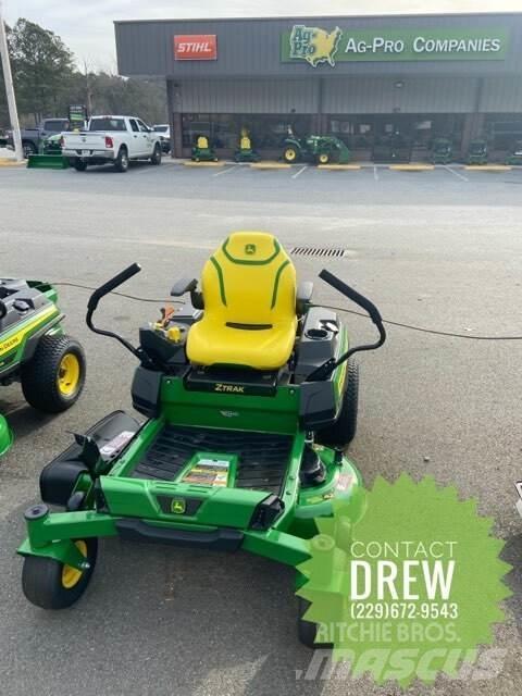 John Deere Z320R Kosačky s nulovým polomerom otáčania
