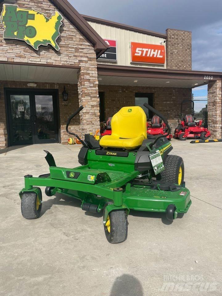 John Deere Z325E Kosačky s nulovým polomerom otáčania