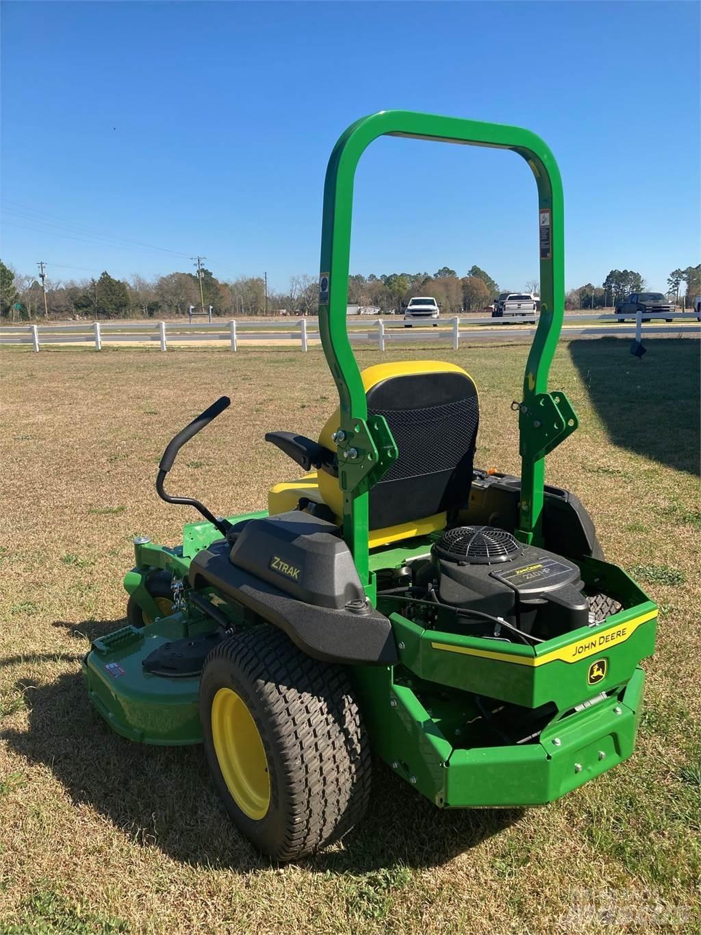 John Deere Z720E Kosačky s nulovým polomerom otáčania