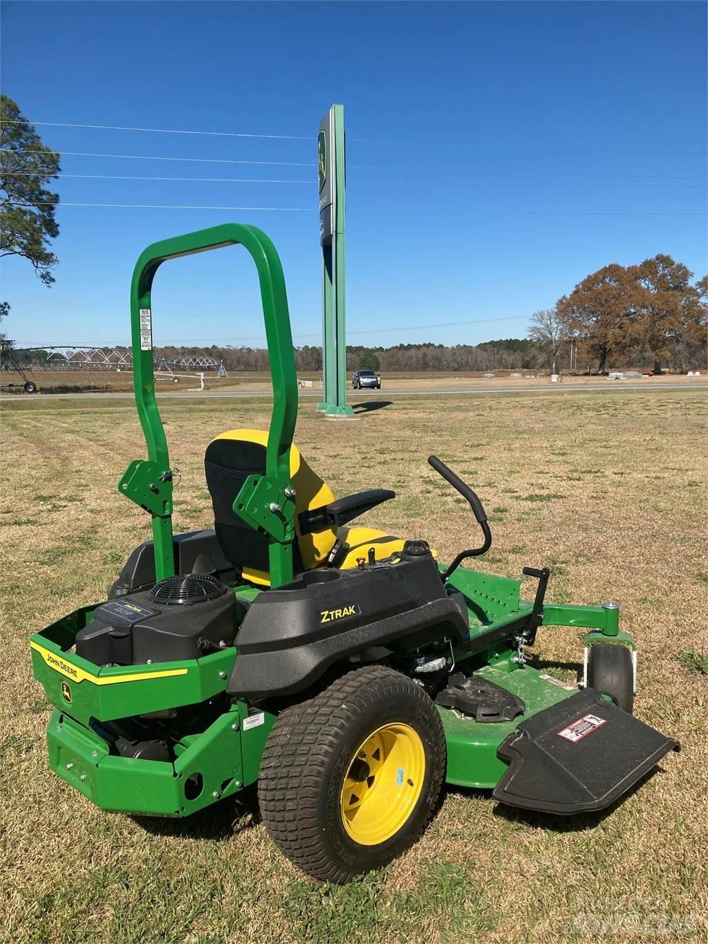 John Deere Z720E Kosačky s nulovým polomerom otáčania