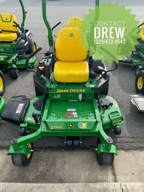 John Deere Z720E Kosačky s nulovým polomerom otáčania