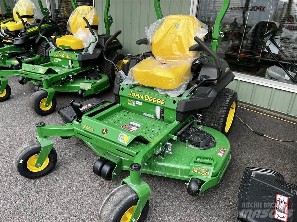 John Deere Z720E Kosačky s nulovým polomerom otáčania