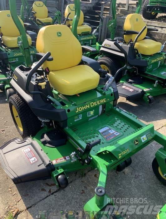 John Deere Z720E Kosačky s nulovým polomerom otáčania