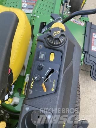 John Deere Z720E Kosačky s nulovým polomerom otáčania