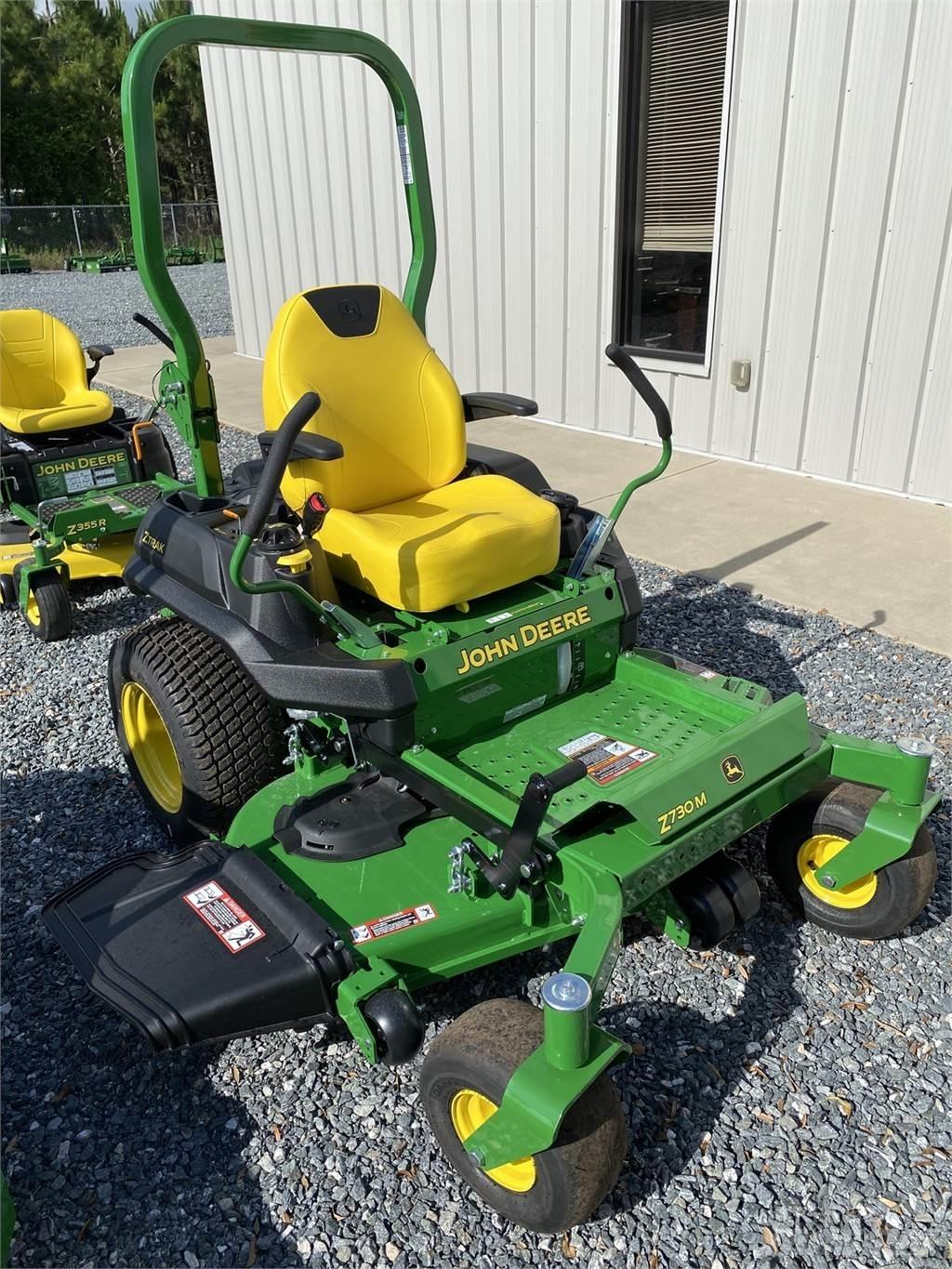 John Deere Z730M Kosačky s nulovým polomerom otáčania