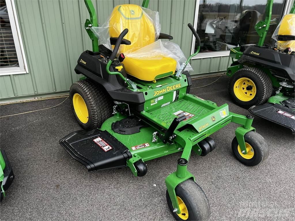John Deere Z730M Kosačky s nulovým polomerom otáčania