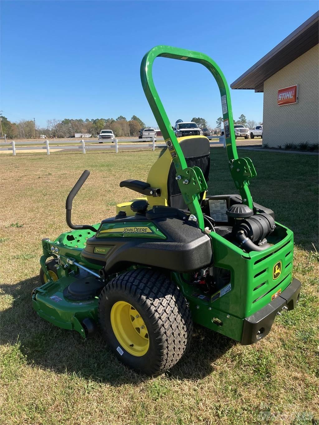 John Deere Z920M Kosačky s nulovým polomerom otáčania