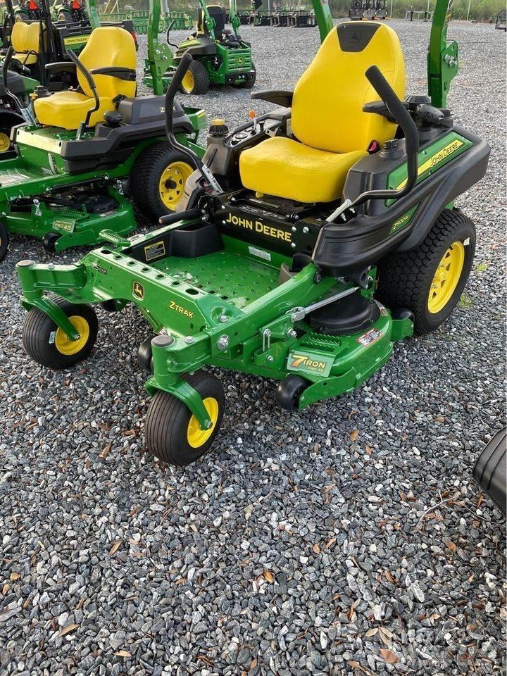 John Deere Z920M Kosačky s nulovým polomerom otáčania