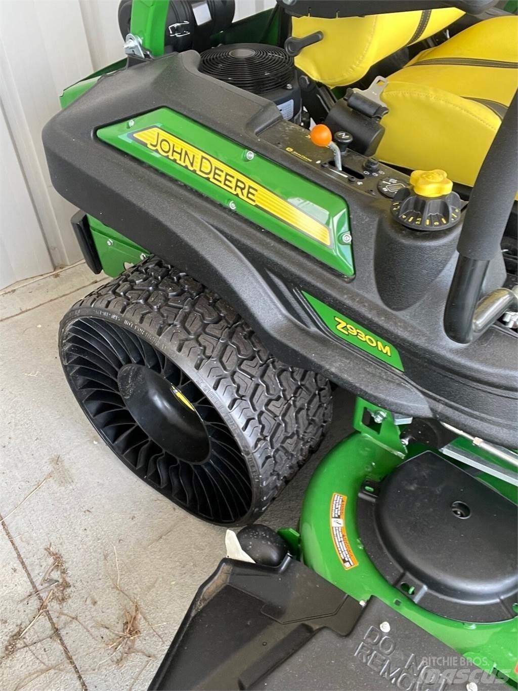 John Deere Z930M Kosačky s nulovým polomerom otáčania