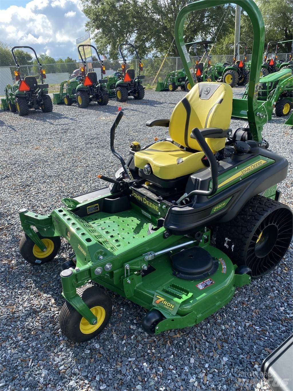 John Deere Z930M Kosačky s nulovým polomerom otáčania