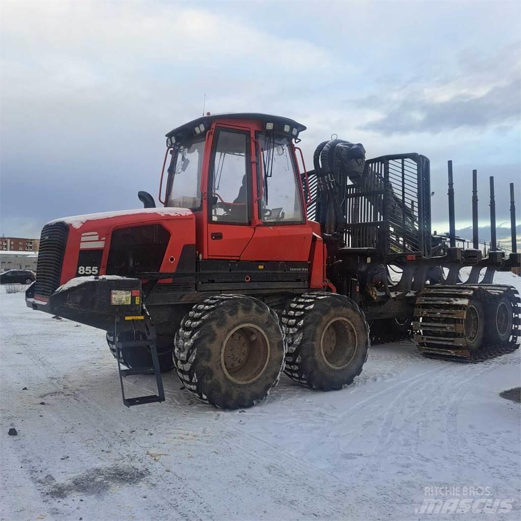 Komatsu 855 Lesné traktory