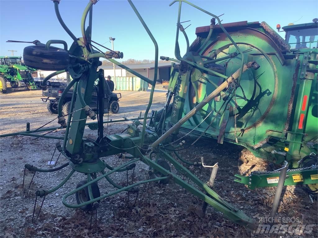 Krone kw-550 Obracače a zhrabovače sena