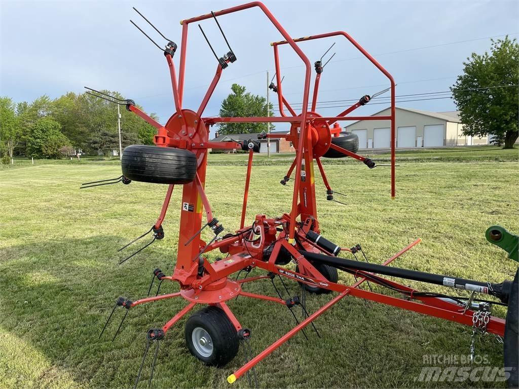 Kuhn GF5202THA Obracače a zhrabovače sena