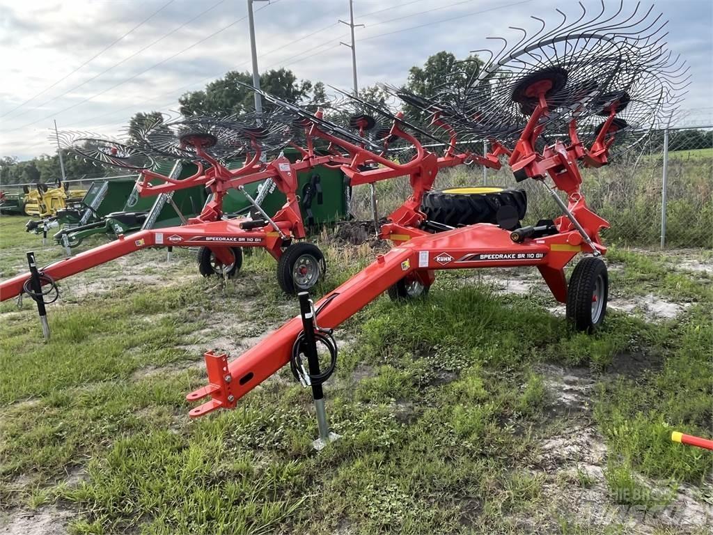 Kuhn SR110 Obracače a zhrabovače sena
