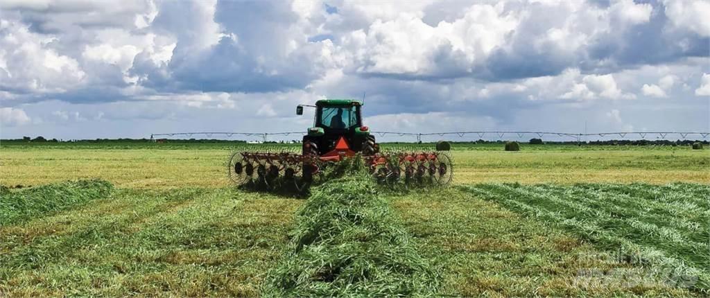 Kuhn SR314 Obracače a zhrabovače sena
