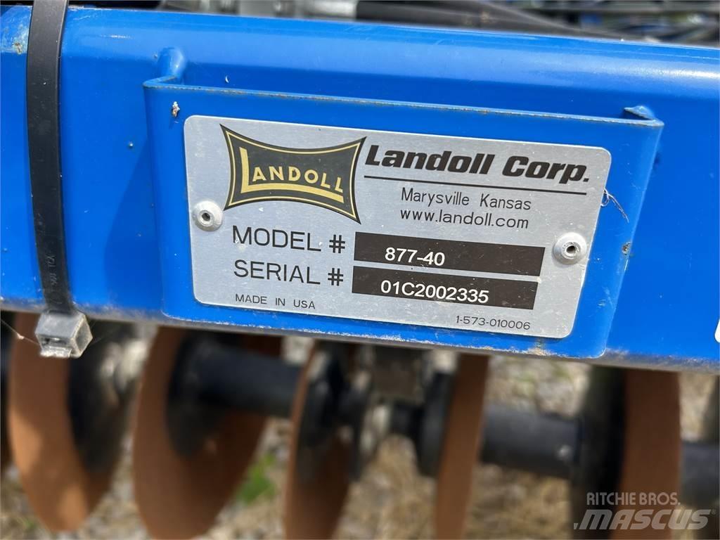 Landoll 877-40 Ďalšie stroje na spracovanie pôdy a príslušenstvo
