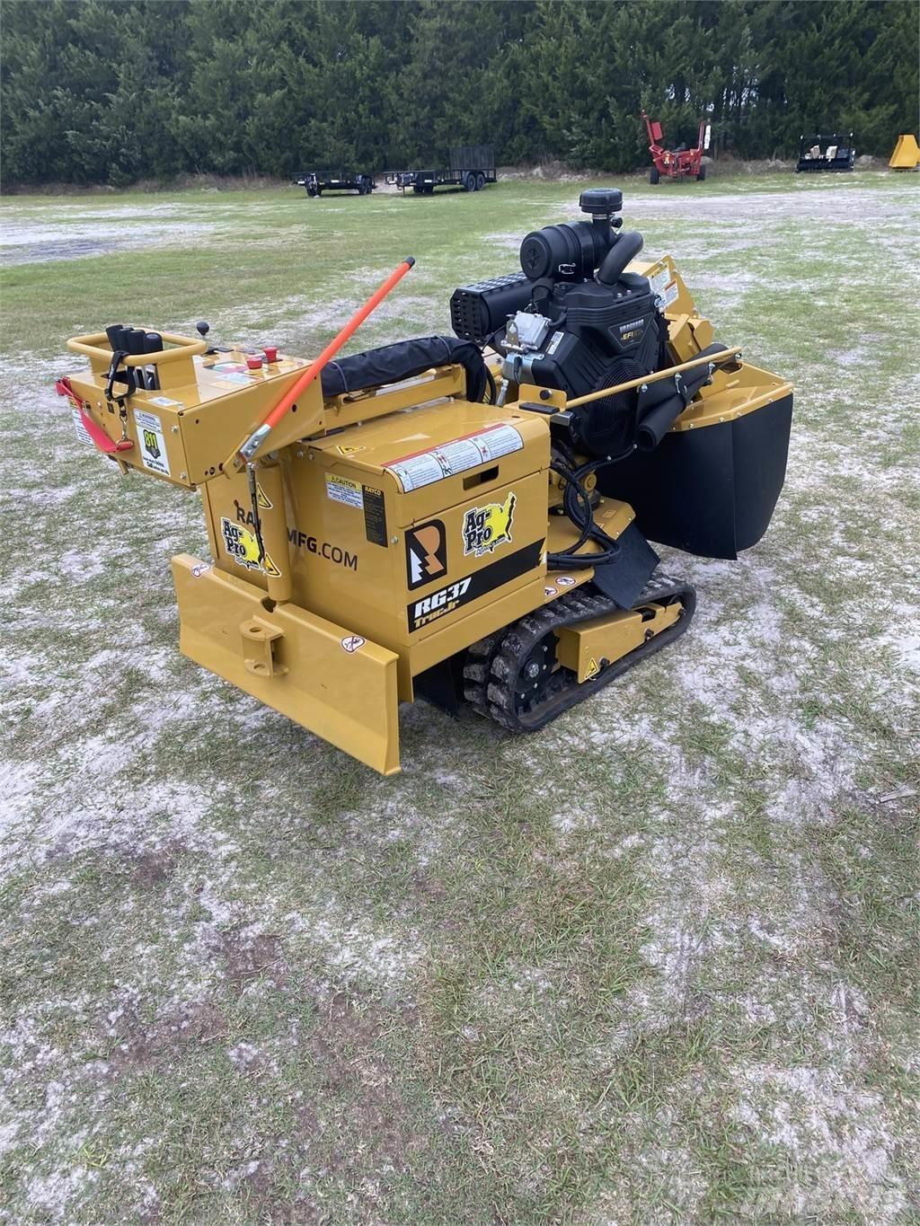 Rayco RG37T Stínacie harvestory