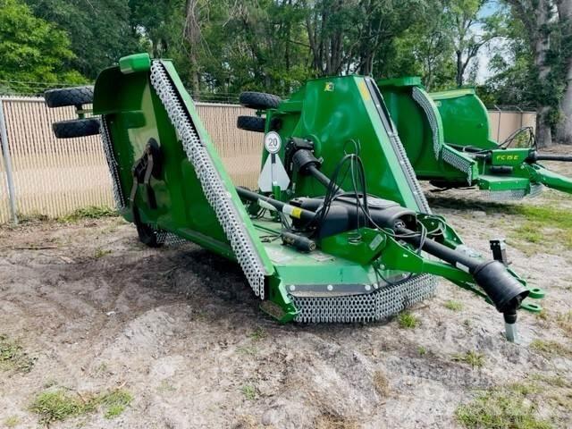 Rhino 2150 Drviče a rezače balíkov