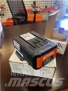 Stihl AP300S Golfové vozíky