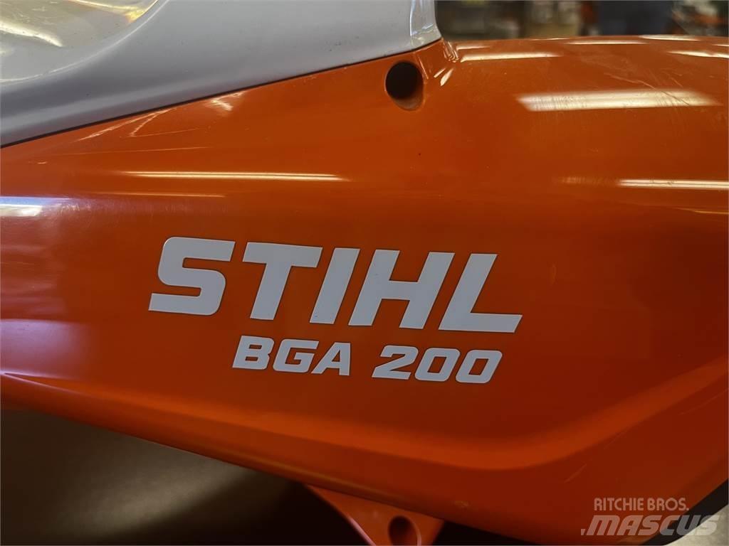 Stihl BGA200 Golfové vozíky