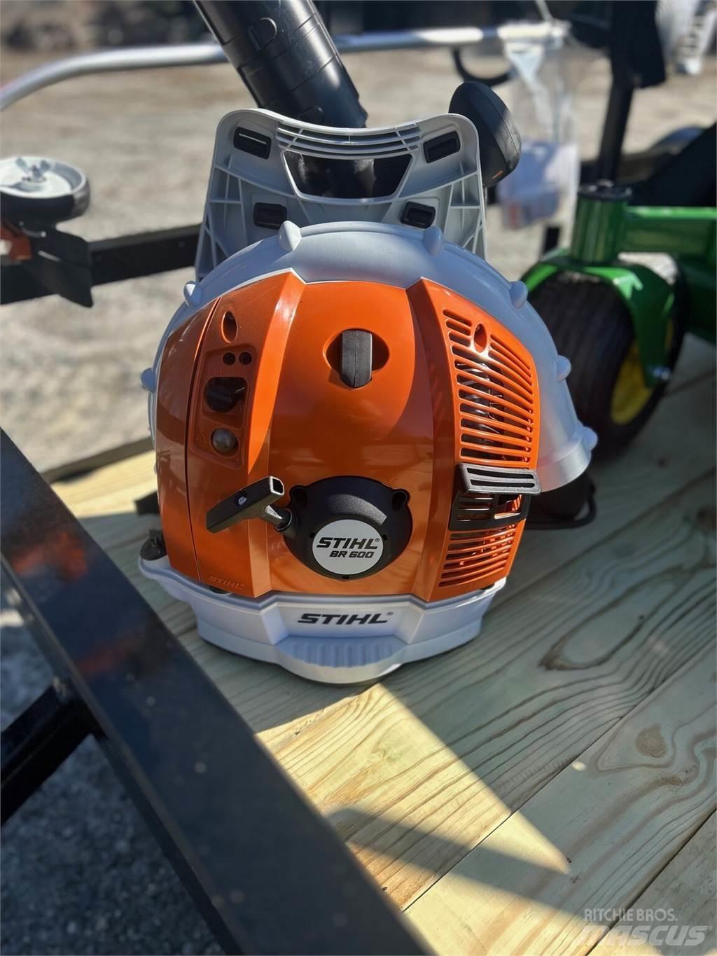 Stihl BR600 Golfové vozíky
