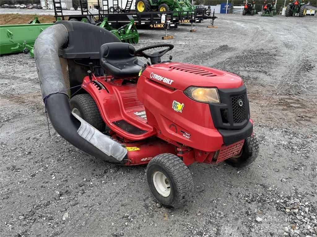 Troy-Bilt Pony Samochodné kosačky
