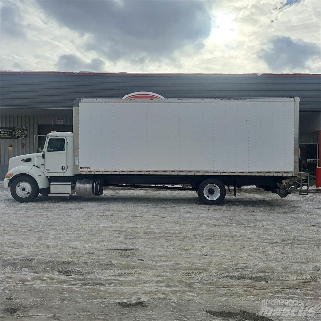 Peterbilt 337 Skriňová nadstavba