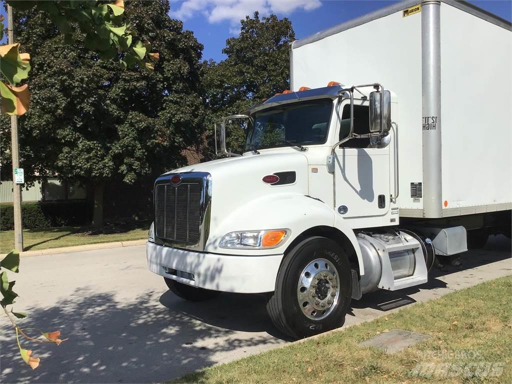 Peterbilt 337 Skriňová nadstavba