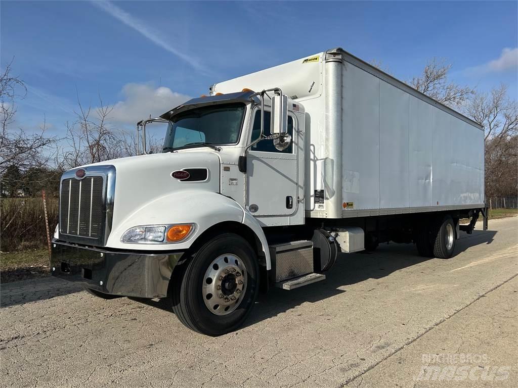Peterbilt 337 Skriňová nadstavba