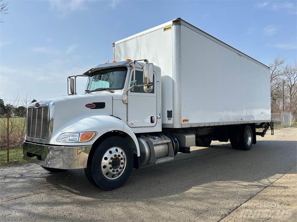Peterbilt 337 Skriňová nadstavba