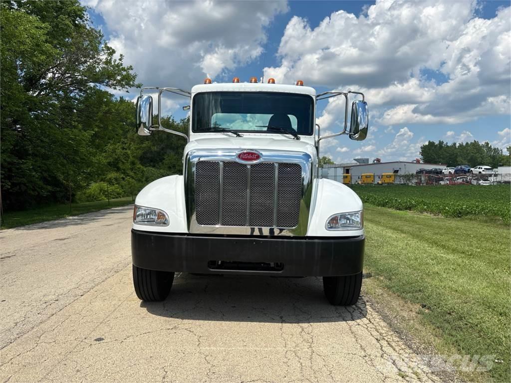 Peterbilt 337 Nákladné vozidlá bez nadstavby
