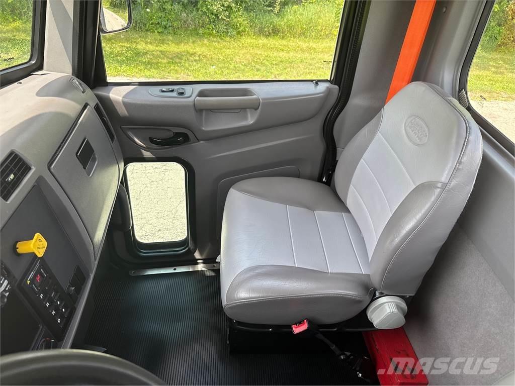 Peterbilt 337 Nákladné vozidlá bez nadstavby