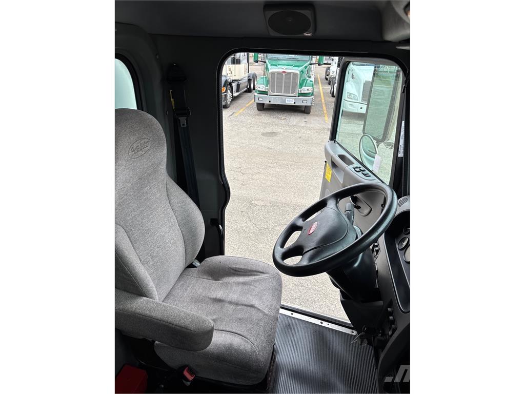 Peterbilt 337 Ďalšie nákladné vozidlá