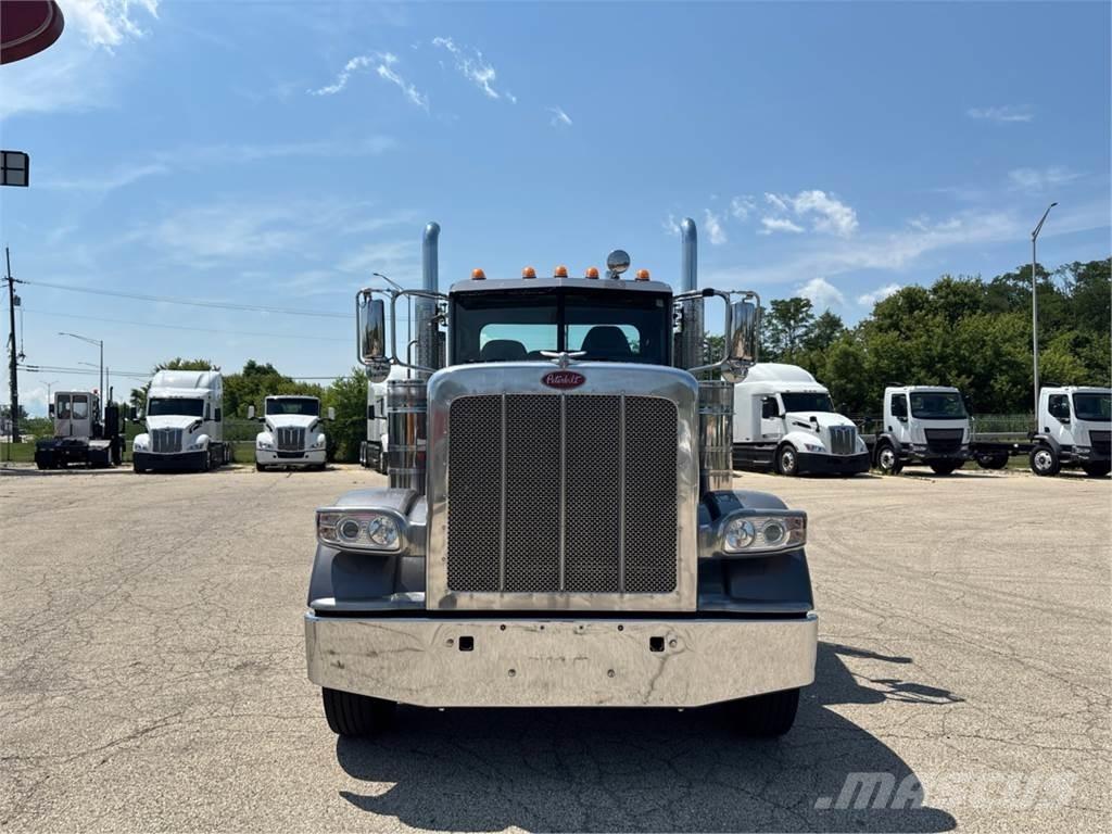 Peterbilt 389 Ďalšie nákladné vozidlá