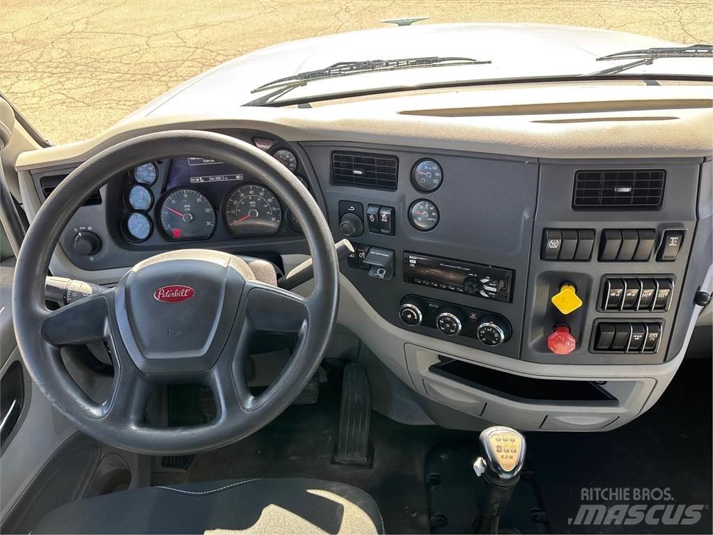 Peterbilt 567 Ťahače