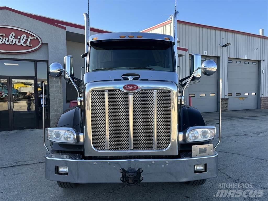 Peterbilt 567 Ťahače