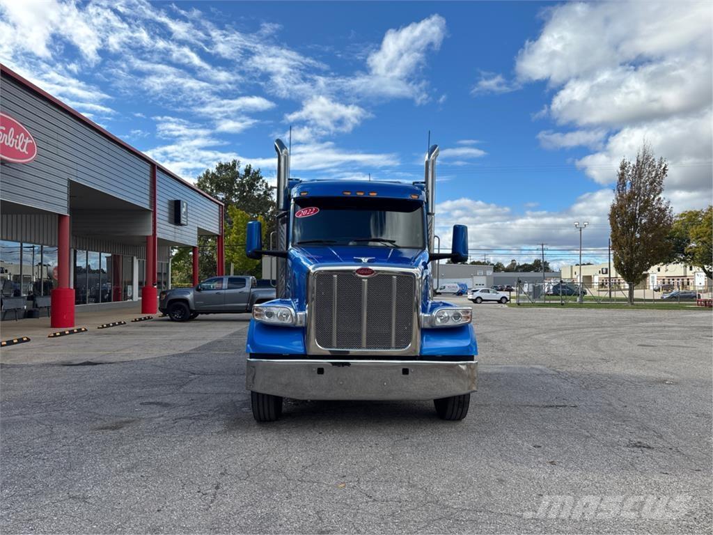Peterbilt 567 Ďalšie nákladné vozidlá